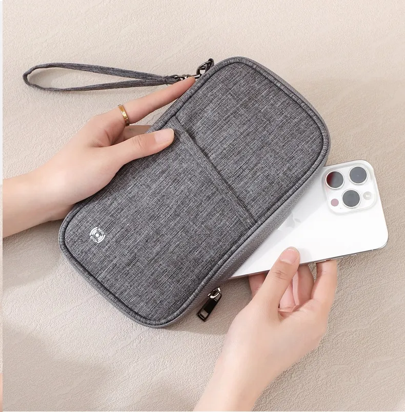 PH2842  Passport Holder